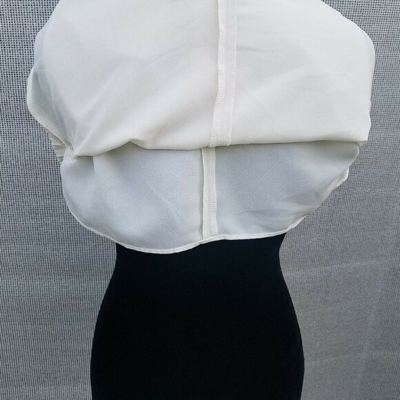 Alfani Short Sleeve V-neck Pleated Blouse Women's.  Size Medium. New With Tags. - Picture 8 of 12